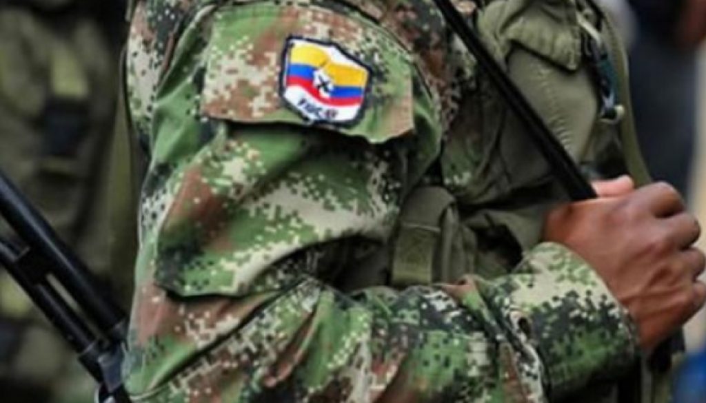 farc_con_uniforme_afp